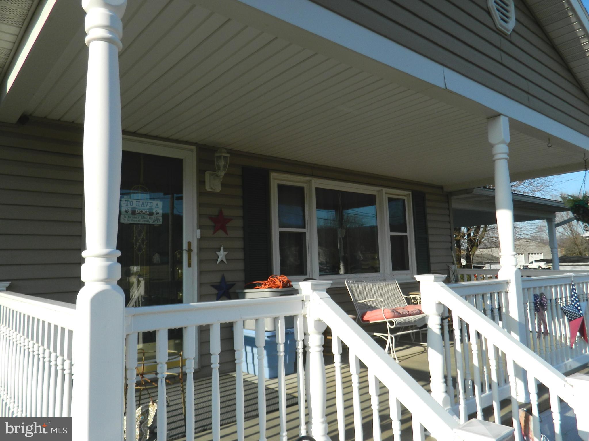 20822 San Mar Road Boonsboro, MD 21713 - Photo 4 of 36 8 x 20 porch