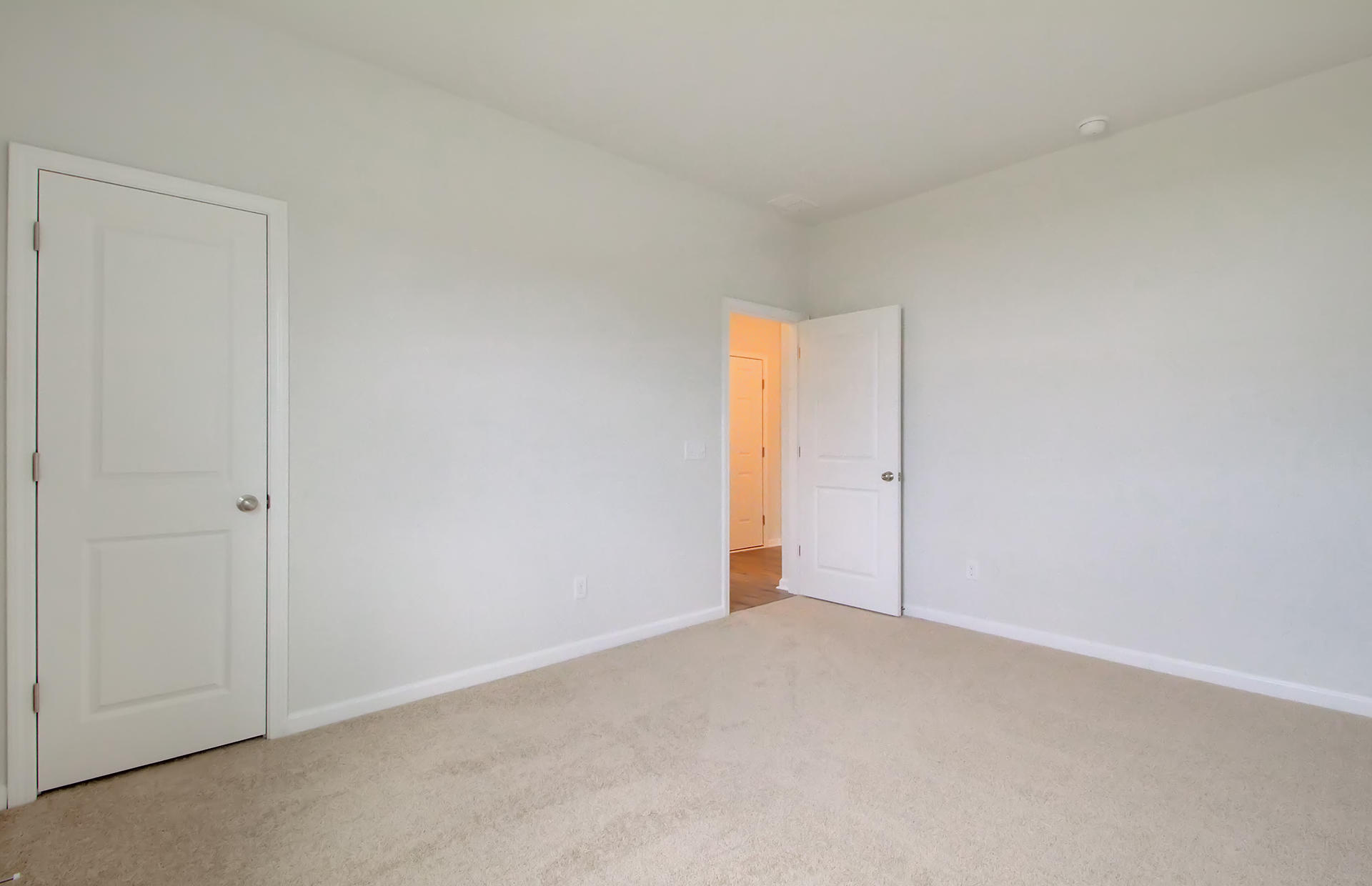 165 Hayworth Road Summerville, SC 29486 - Photo 22 of 33 Bedroom 2