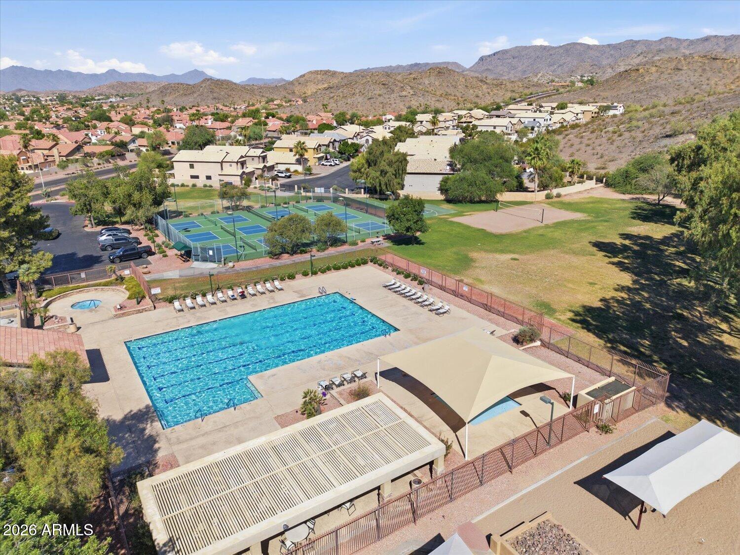 4313 East Raven Road Phoenix, AZ 85044 - Photo 25 of 33