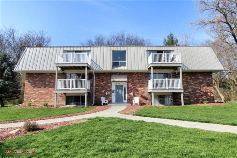 6710 Cascade Road Southeast, Unit A11 Grand Rapids, MI 49546 - Photo 1 of 18 Primary Photo