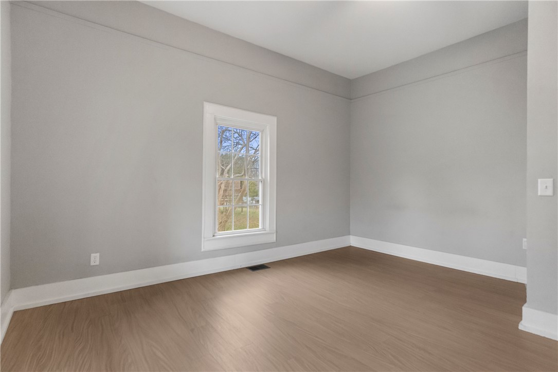 201 East Beattie Street Liberty, SC 29657 - Photo 22 of 30