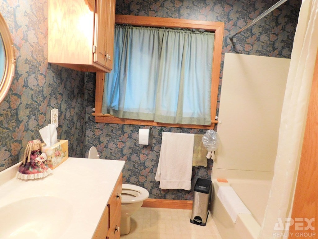 16283 Blacklog Valley Road Orbisonia, PA 17243 - Photo 19 of 39 Gallery Image 19