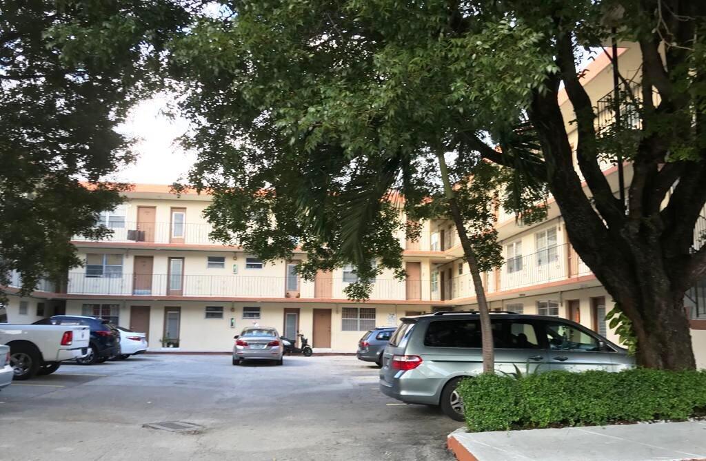 649 Southwest 9th Street, Unit 301 Miami, FL 33130 - Photo 9 of 9 9