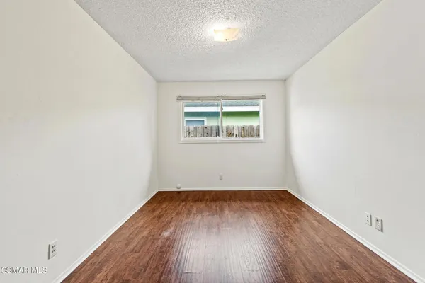 $2,750 | 3341 Porter Lane, Ventura, CA 93003