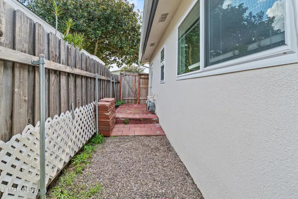 $2,750 | 3341 Porter Lane, Ventura, CA 93003