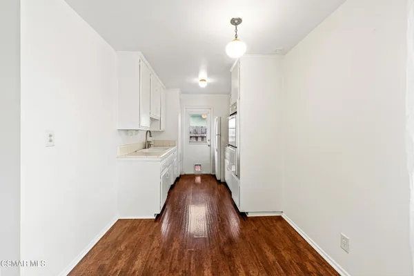 $2,750 | 3341 Porter Lane, Ventura, CA 93003