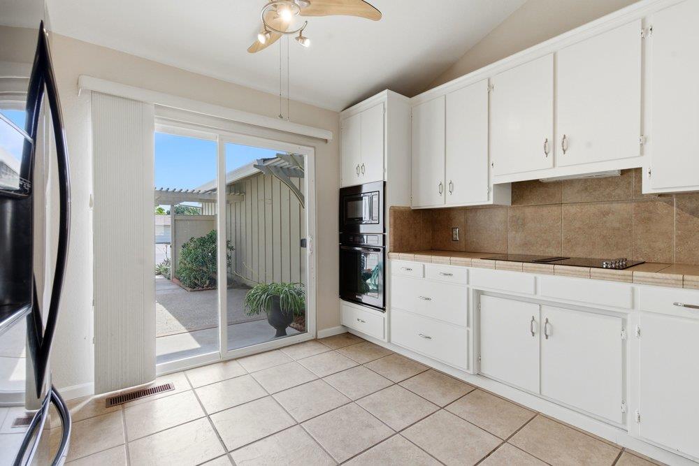 480 Ridgemark Drive Hollister, CA 95023 - Photo 8 of 37
