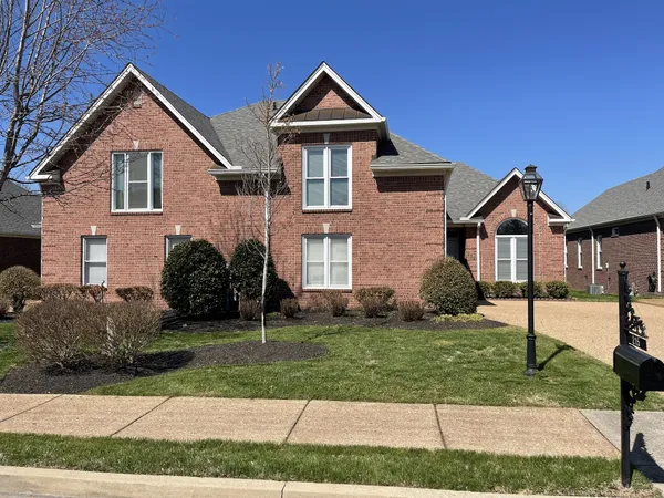 $2,600 | 215 Stoners Glen Court, Hermitage, TN 37076