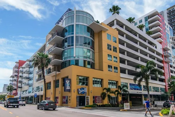$2,000 | 1208 East Kennedy Boulevard, Unit 1120, Tampa, FL 33602