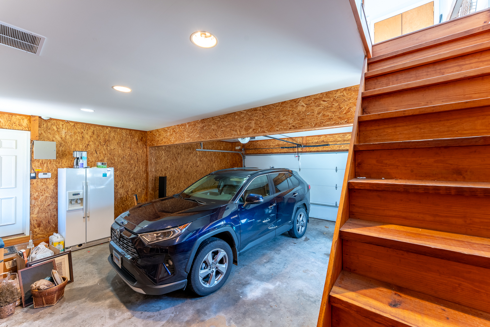 166 Union Grove Road Carbondale, IL 62903 - Photo 36 of 53 a car parked in front of a building