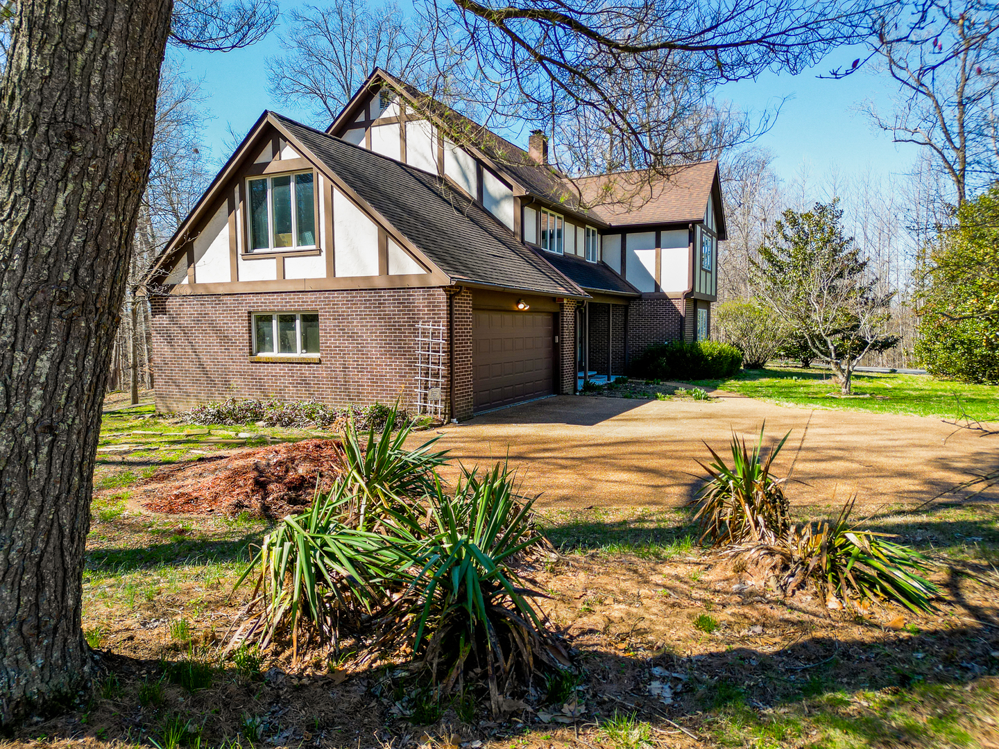 166 Union Grove Road Carbondale, IL 62903 - Photo 39 of 53 a view of a house with a yard
