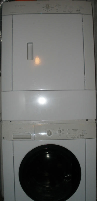 21938 Remsen Terrace, Unit 206 Boca Raton, FL 33433 - Photo 11 of 11 washer dryer