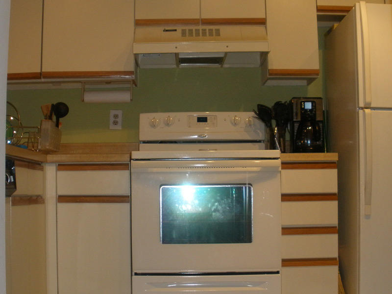 21938 Remsen Terrace, Unit 206 Boca Raton, FL 33433 - Photo 3 of 11 kitchen 2