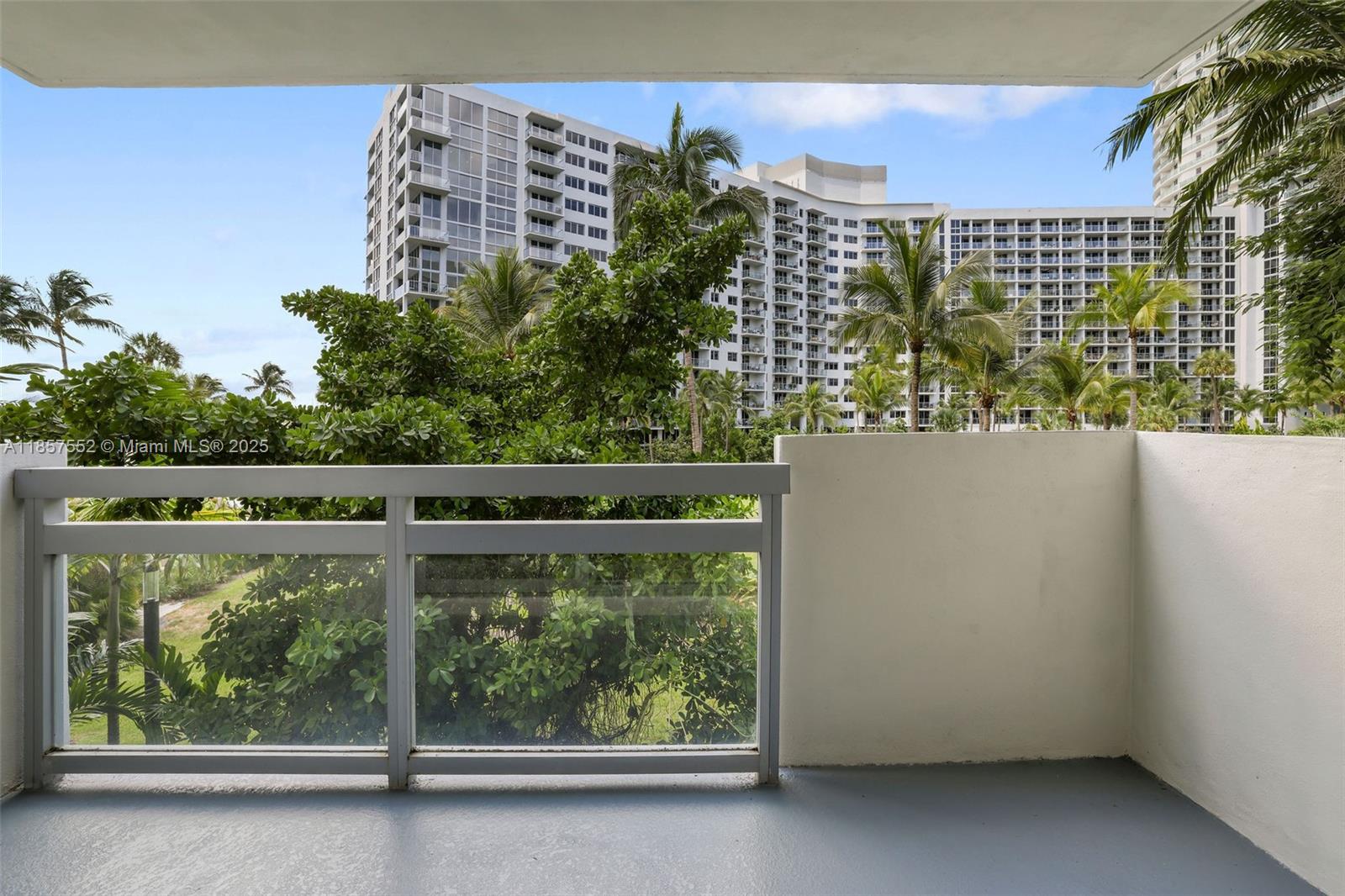 1500 Bay Road, Unit S0442 Miami Beach, FL 33139 - Photo 6 of 75