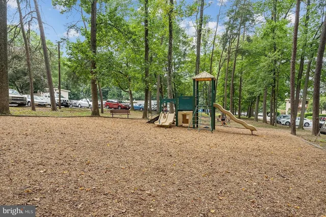 $1,500 | 4339 Americana Drive, Unit 4339, Annandale, VA 22003