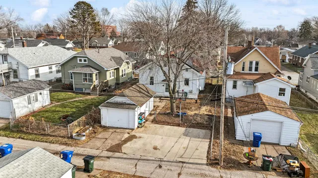 $169,900 | 2128 North Sturdevant Street, Davenport, IA 52804