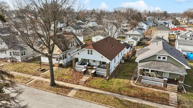 $169,900 | 2128 North Sturdevant Street, Davenport, IA 52804