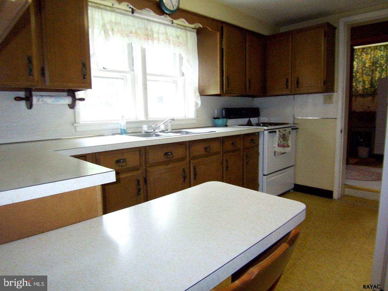 135 Butter Road York, PA 17404 - Photo 14 of 28