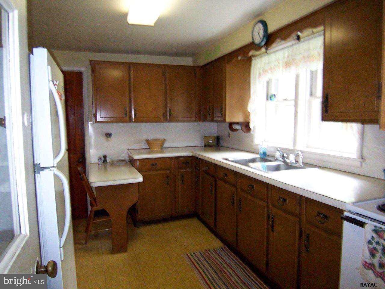 135 Butter Road York, PA 17404 - Photo 15 of 28