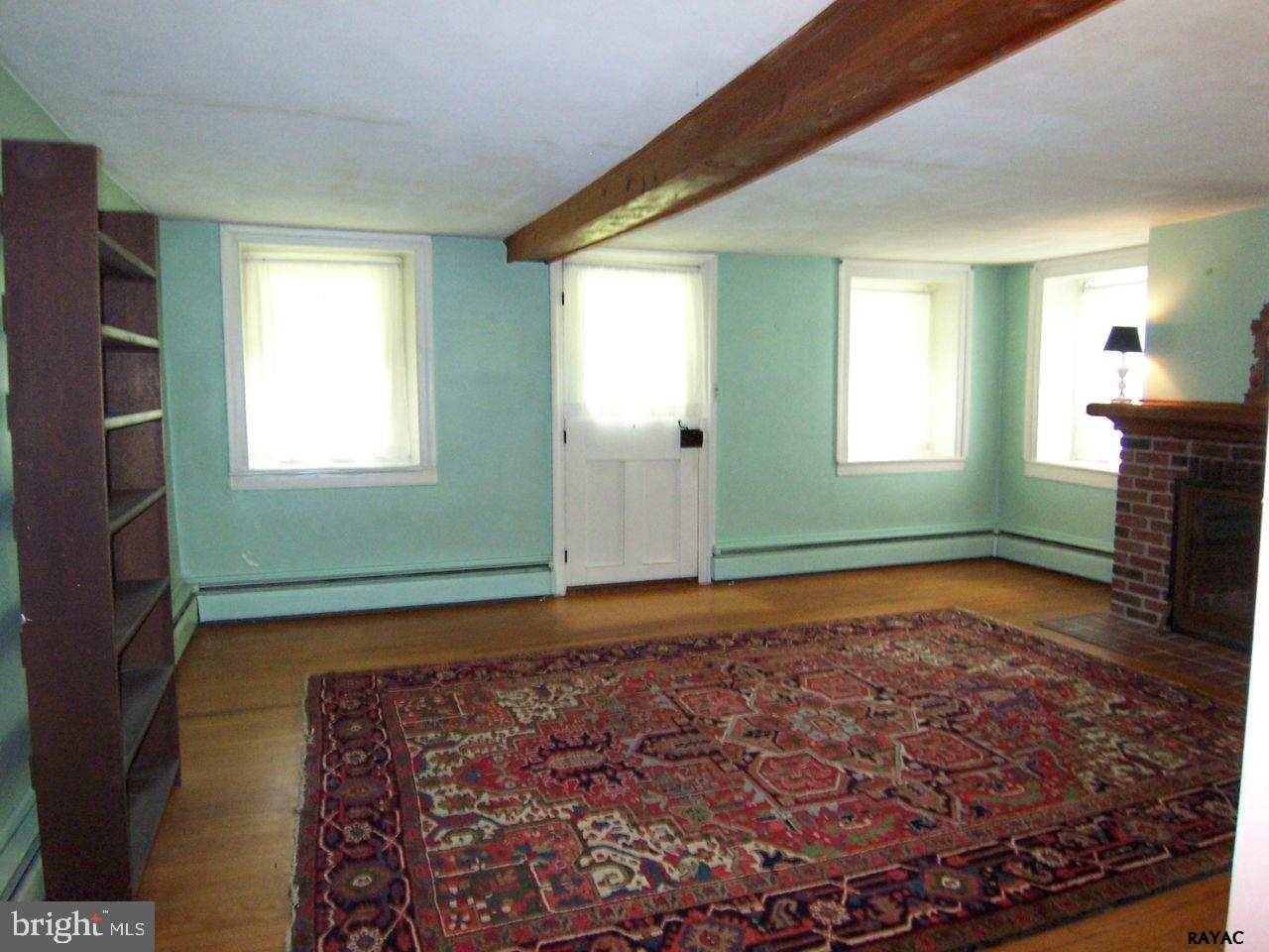 135 Butter Road York, PA 17404 - Photo 8 of 28