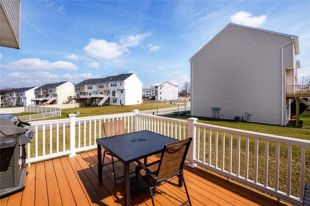 1 Truman Circle McKees Rocks, PA 15136 - Photo 23 of 25 Deck off of the dining room