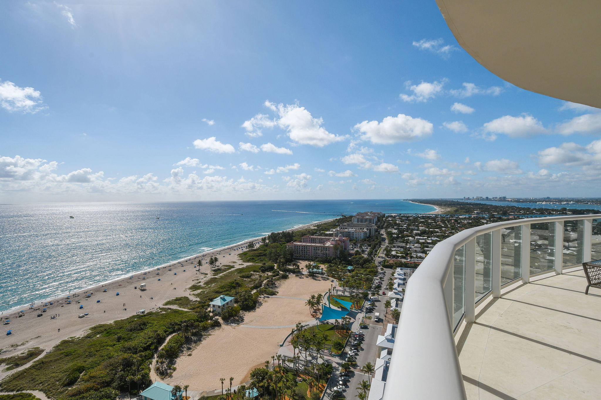 2700 North Ocean Drive, Unit LPH4B Riviera Beach, FL 33404 - Photo 35 of 67 2700NOceanDr,LPH4B_44
