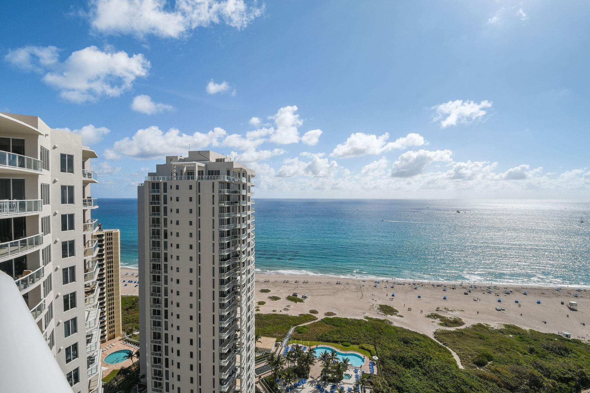 2700 North Ocean Drive, Unit LPH4B Riviera Beach, FL 33404 - Photo 36 of 67 2700NOceanDr,LPH4B_45