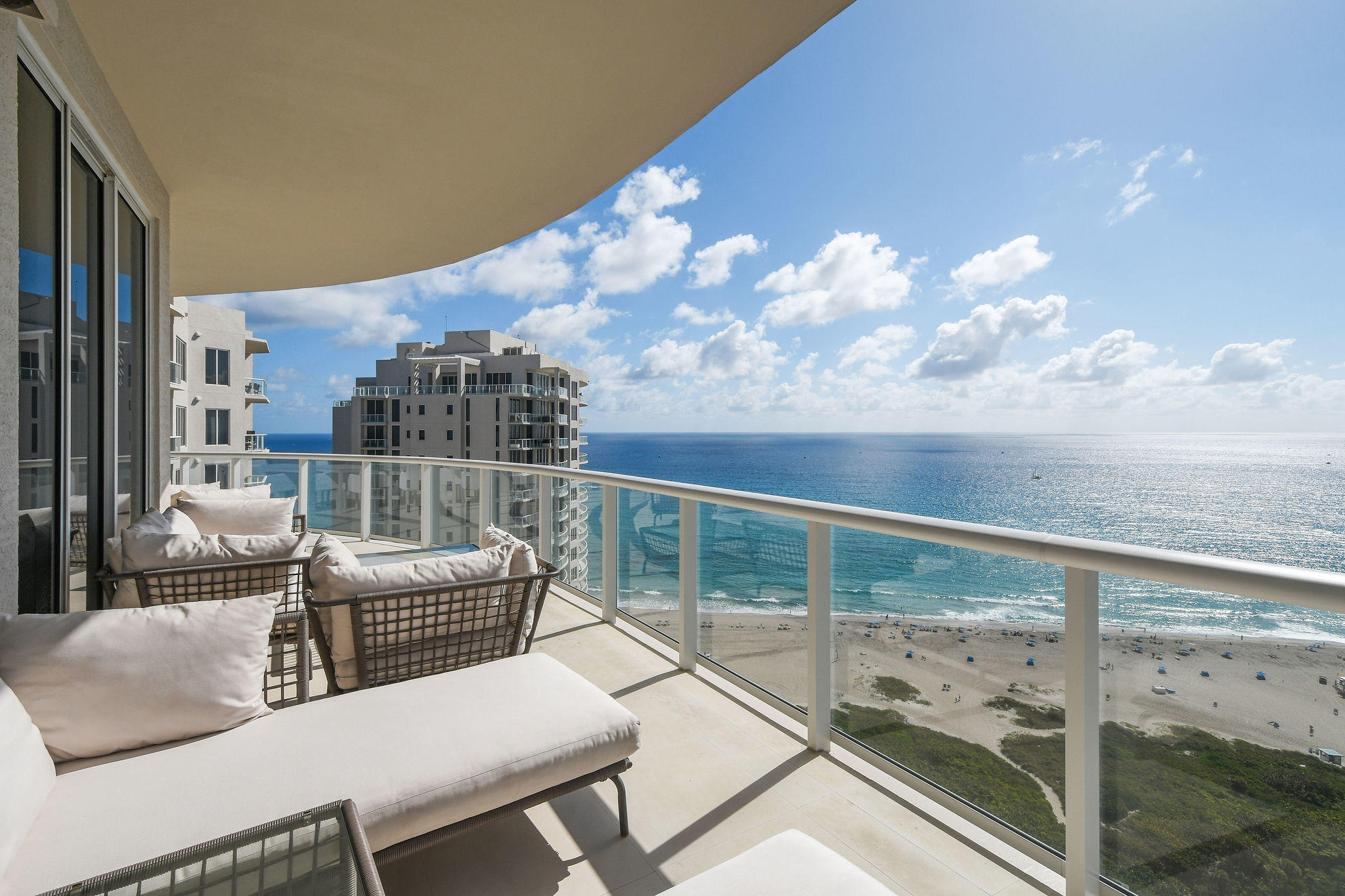 2700 North Ocean Drive, Unit LPH4B Riviera Beach, FL 33404 - Photo 42 of 67 2700NOceanDr,LPH4B_52