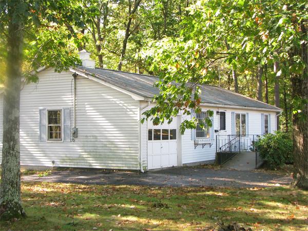 75 Horse Pond Road Shirley, MA 01464 - Photo 3 of 6 Gallery Image 3