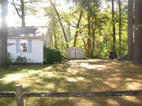 75 Horse Pond Road Shirley, MA 01464 - Photo 5 of 6 Gallery Image 5