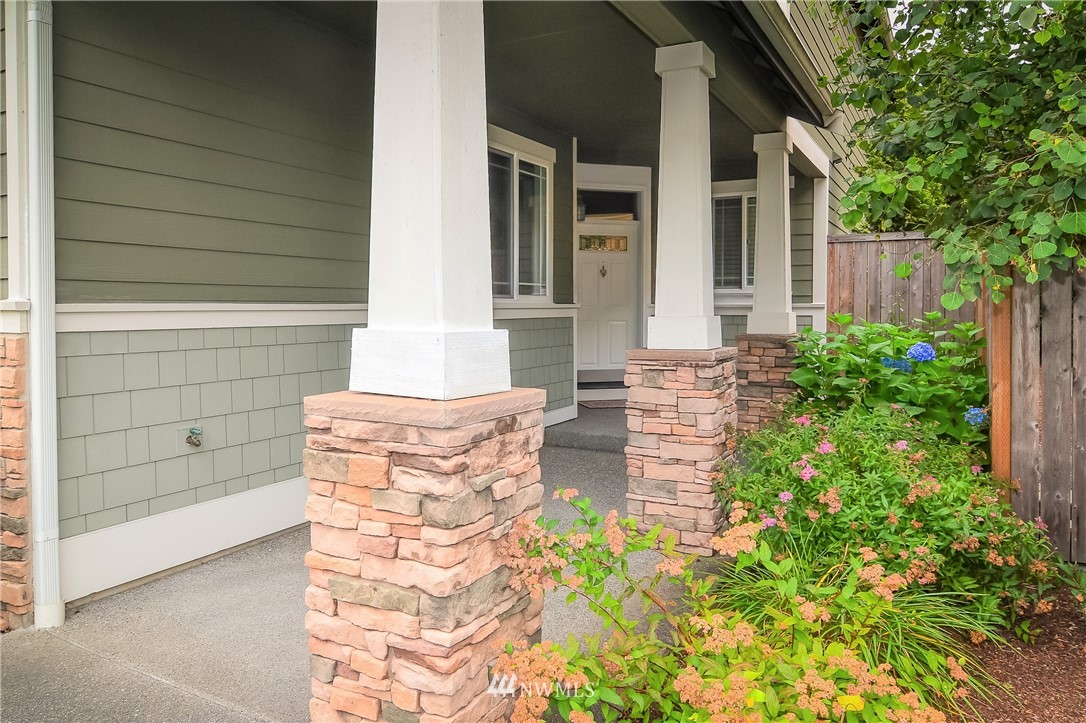 4757 Rochelle Street Southeast Lacey, WA 98503 - Photo 2 of 30 Gallery Image 2
