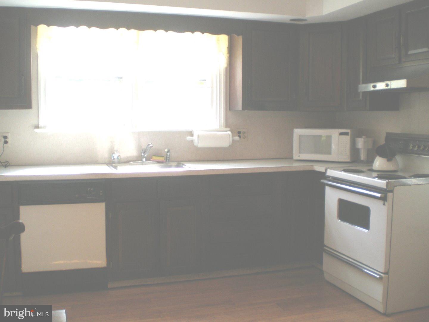 887 Rabbit Run Road Blue Bell, PA 19422 - Photo 9 of 17 Kitchen
