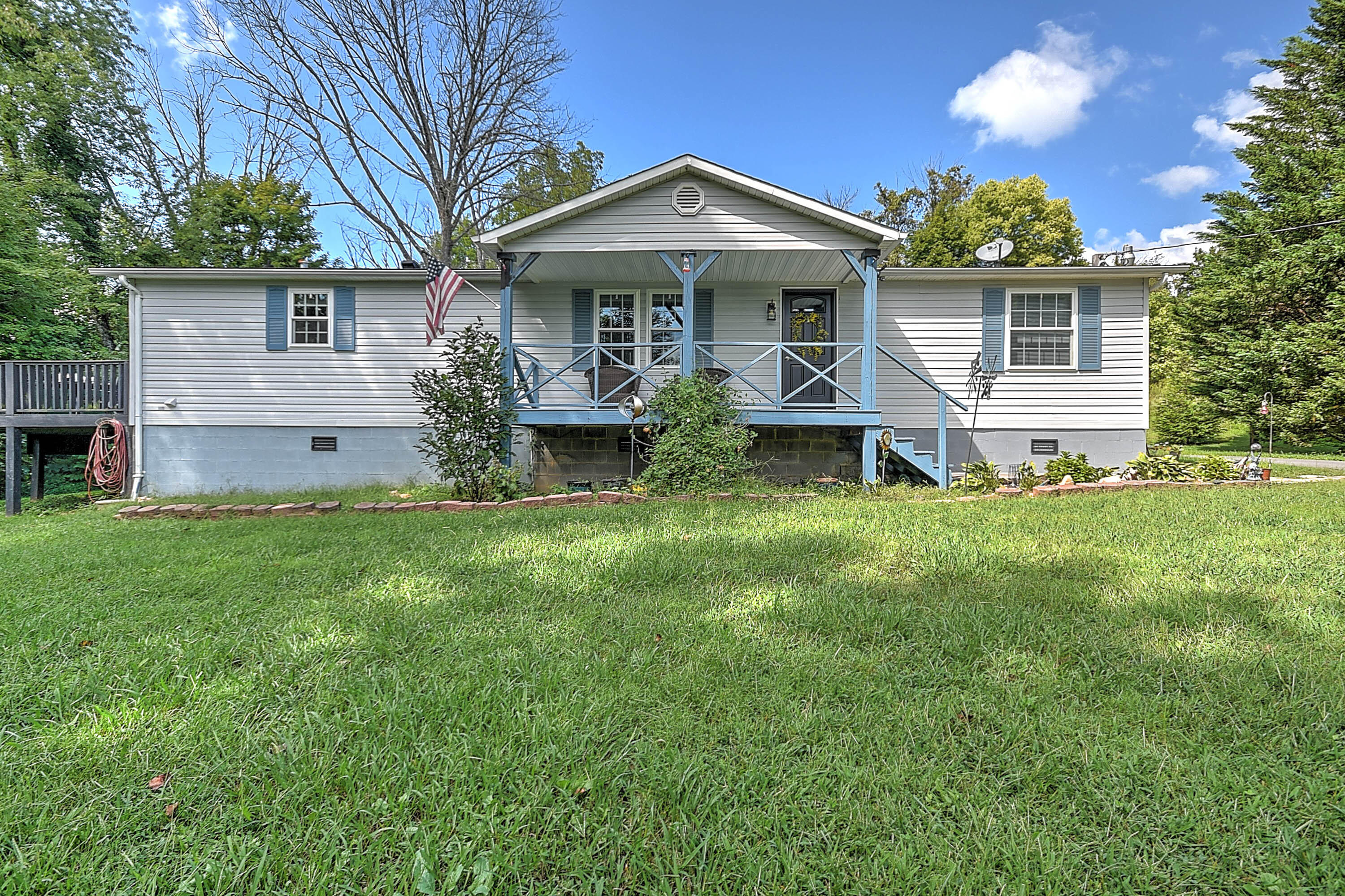 756 Bluff Road Kingsport, TN 37664 - Photo 2 of 26 Bluff Rd-2