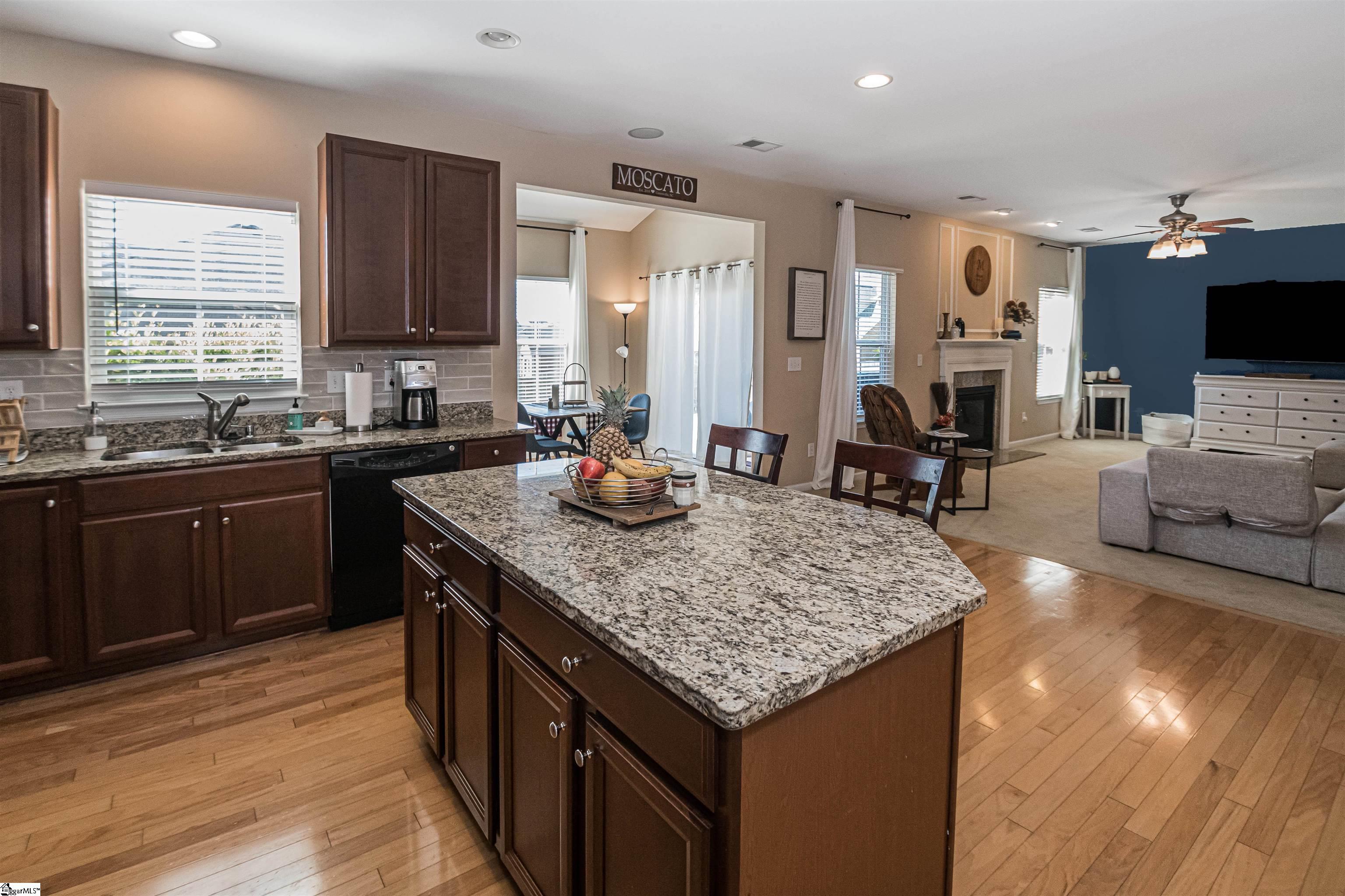 323 Rio Grande Place Simpsonville, SC 29680 - Photo 9 of 31 Gallery Image 9