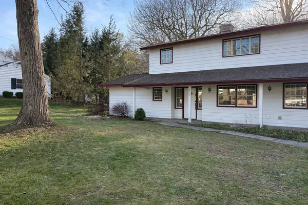 $3,695 | 520 Murray Hill Road, Vestal, NY 13850