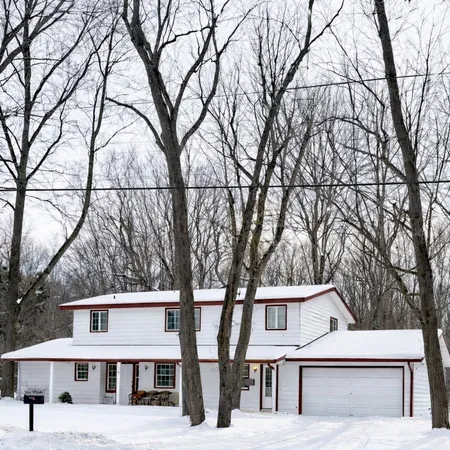 $3,695 | 520 Murray Hill Road, Vestal, NY 13850