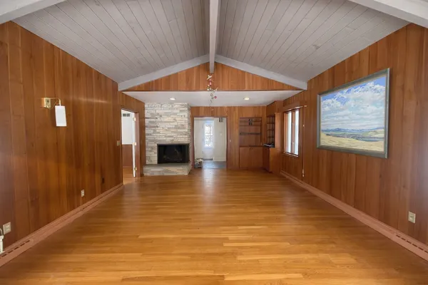 $3,695 | 520 Murray Hill Road, Vestal, NY 13850