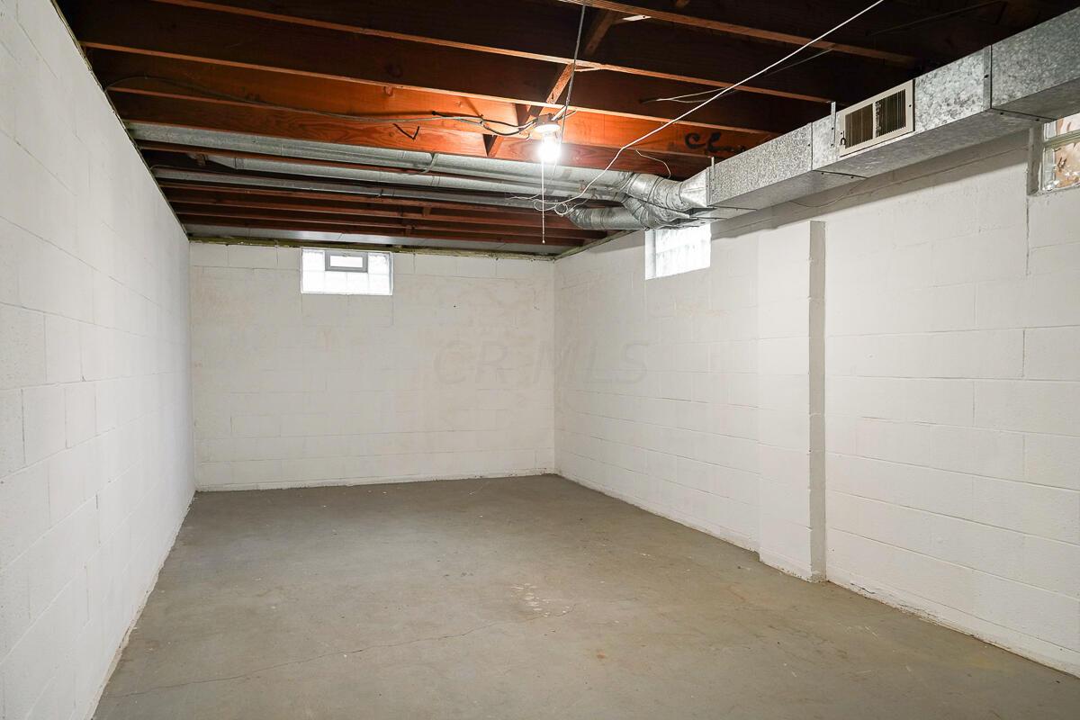 2285 Cranford Road Columbus, OH 43221 - Photo 25 of 32 basement 3