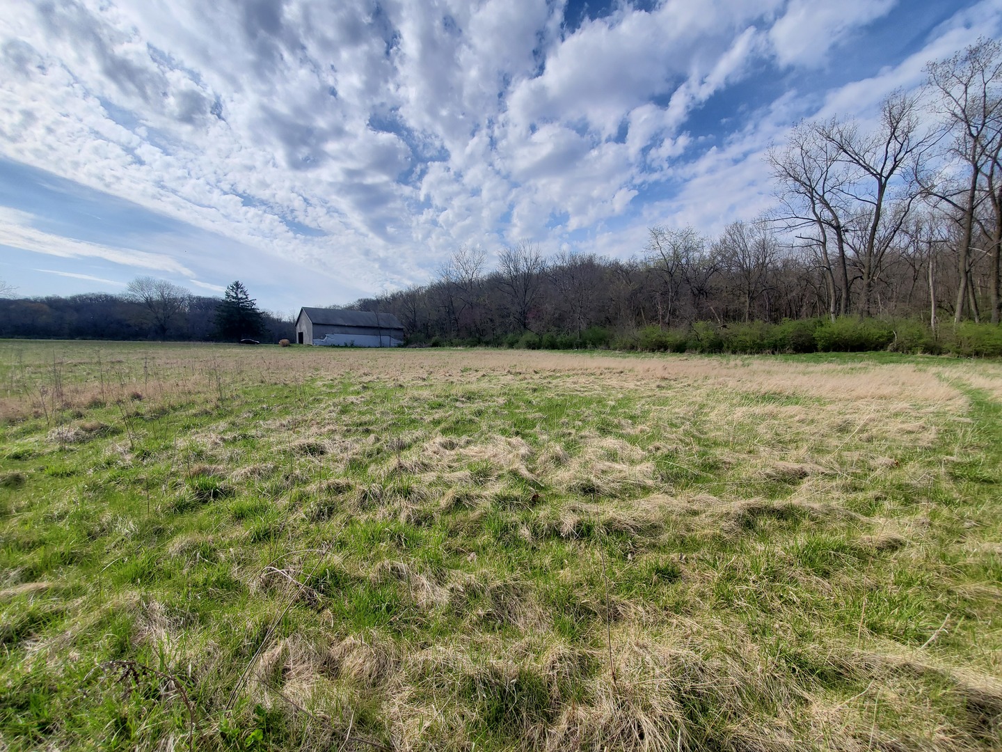 22738 1120th Avenue Princeton, IL 61356 - Photo 26 of 32 a view of an ocean and beach