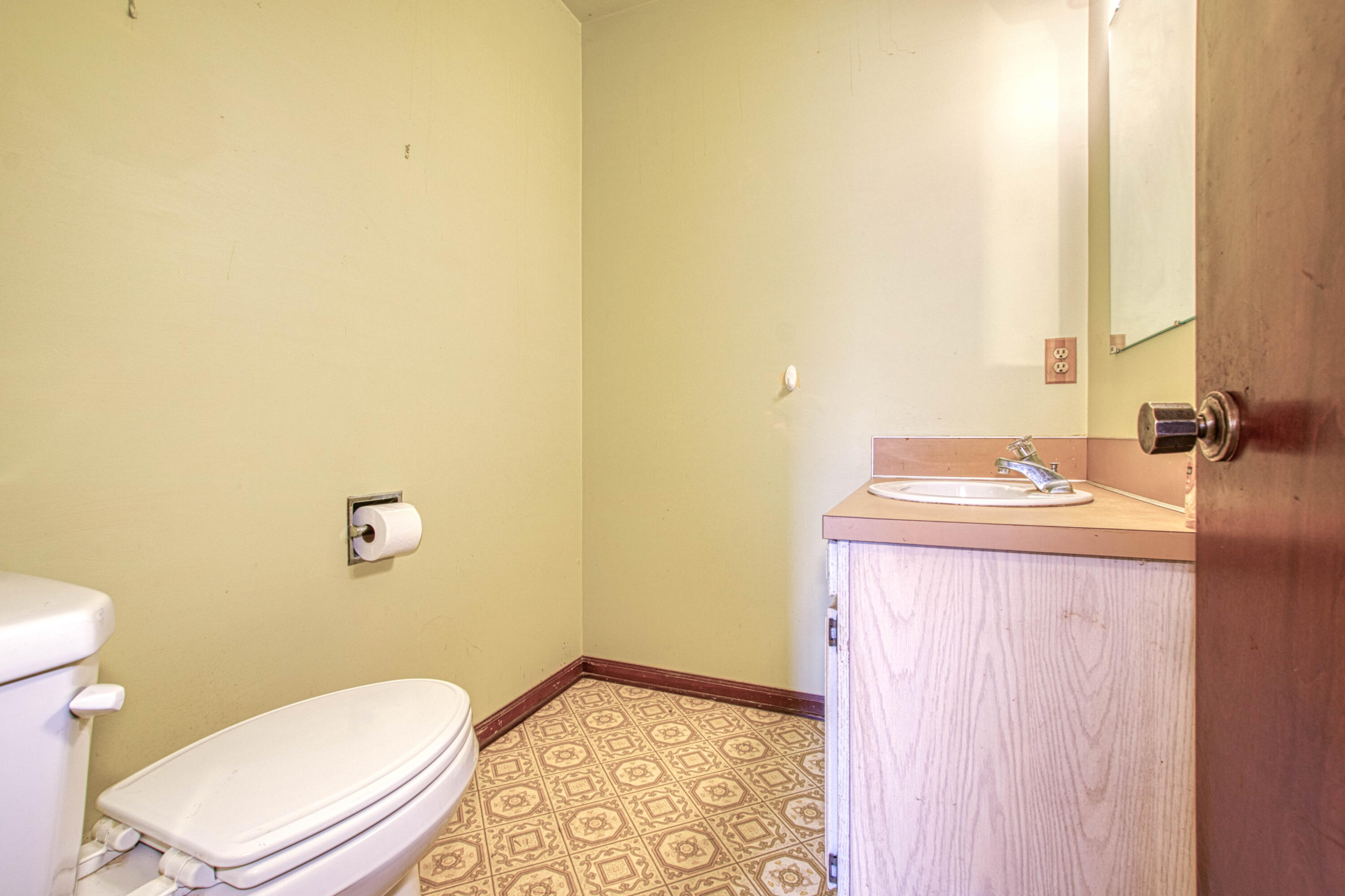 6129 Belding Road Northeast Rockford, MI 49341 - Photo 21 of 40 Belding 6129-16