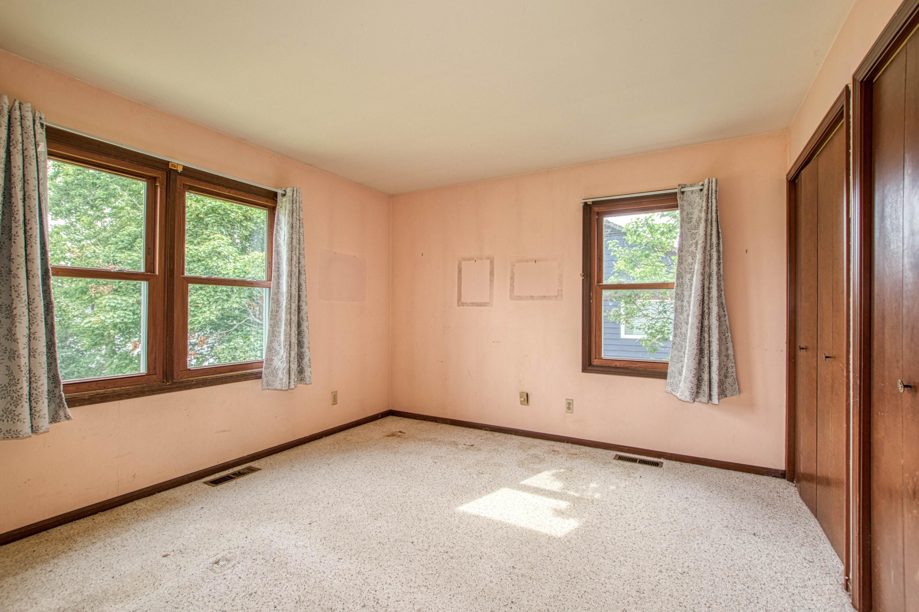 6129 Belding Road Northeast Rockford, MI 49341 - Photo 22 of 40 Belding 6129-17