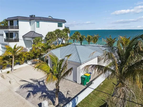 $2,999,000 | 865 North Shore Drive, Anna Maria, FL 34216