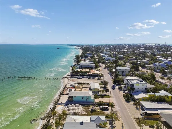 $2,999,000 | 865 North Shore Drive, Anna Maria, FL 34216