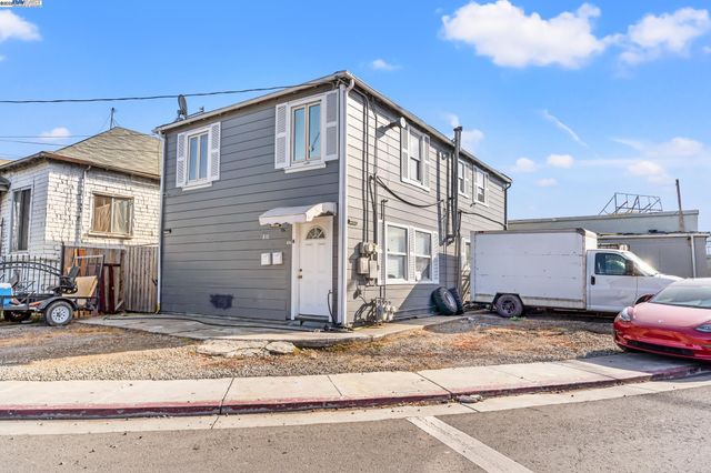 $1,200,000 | 812 Lisbon Avenue, Oakland, CA 94601