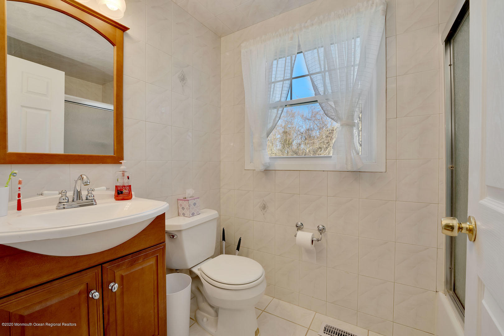 22 Taylor Road Marlboro, NJ 07746 - Photo 12 of 17 DSC06701