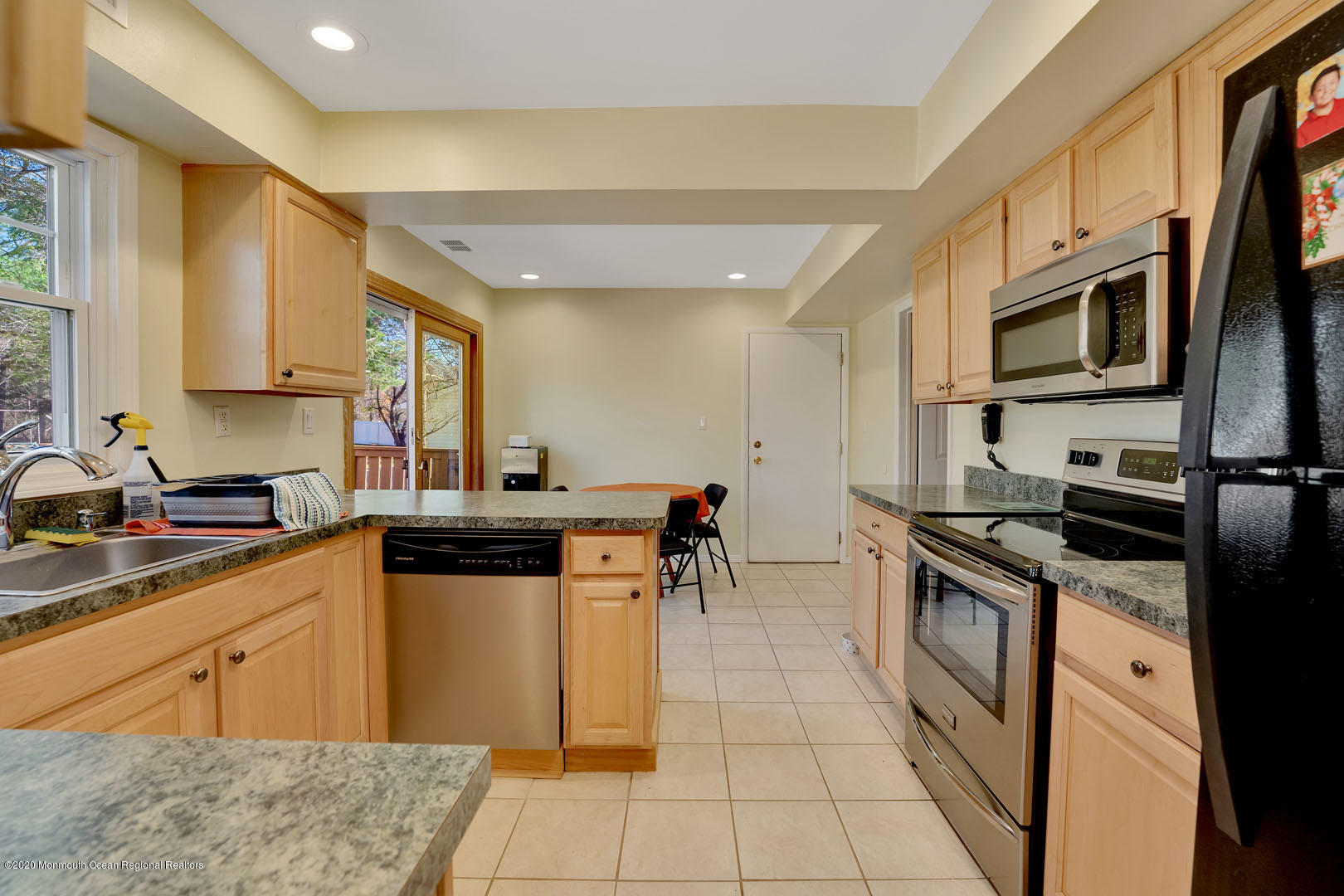 22 Taylor Road Marlboro, NJ 07746 - Photo 7 of 17 DSC06662