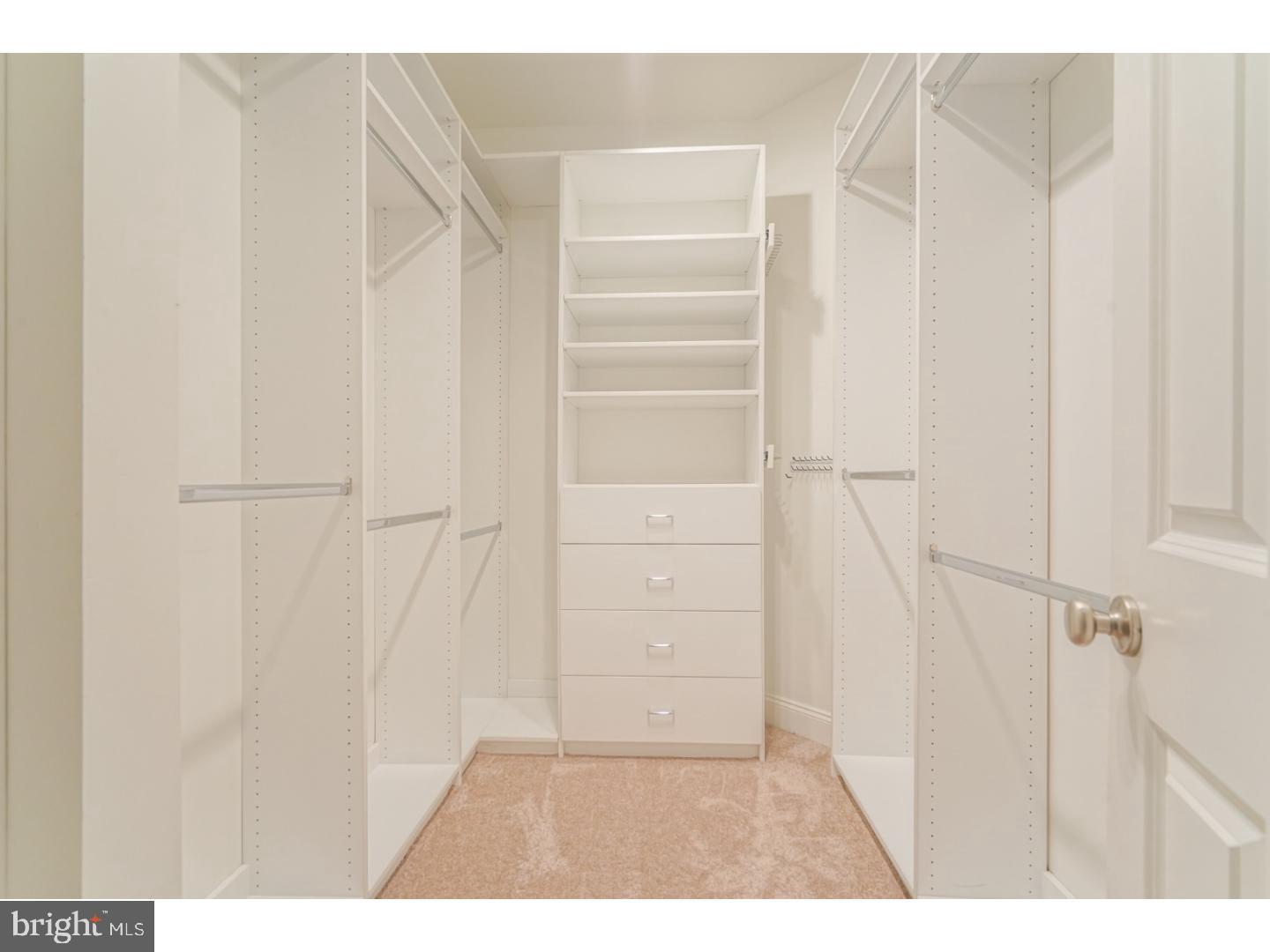 508 Captains Way Philadelphia, PA 19146 - Photo 14 of 25 a view of closet area