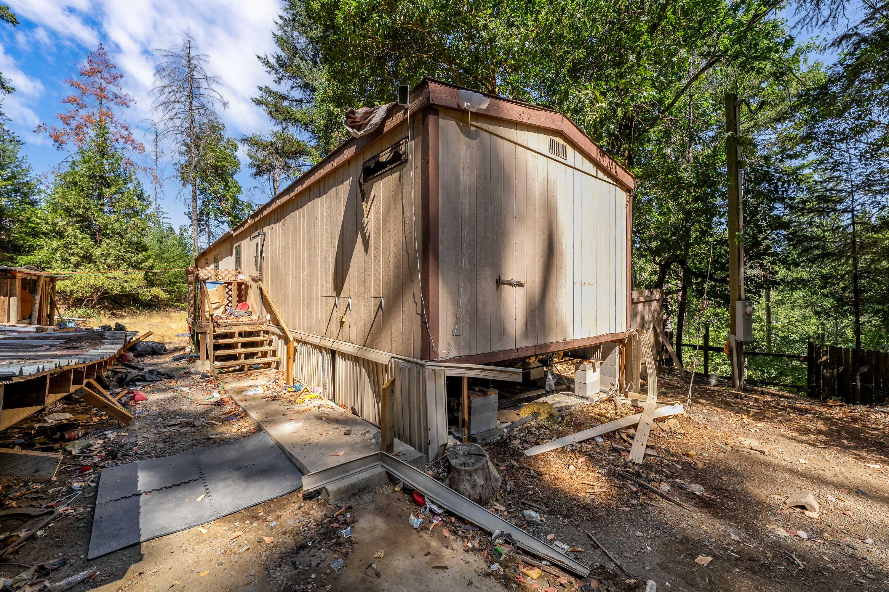 603 Glendon Road Cave Junction, OR 97523 - Photo 5 of 22 EXT (13 of 13)