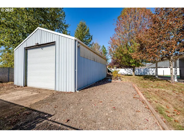 a house view with a outdoor space