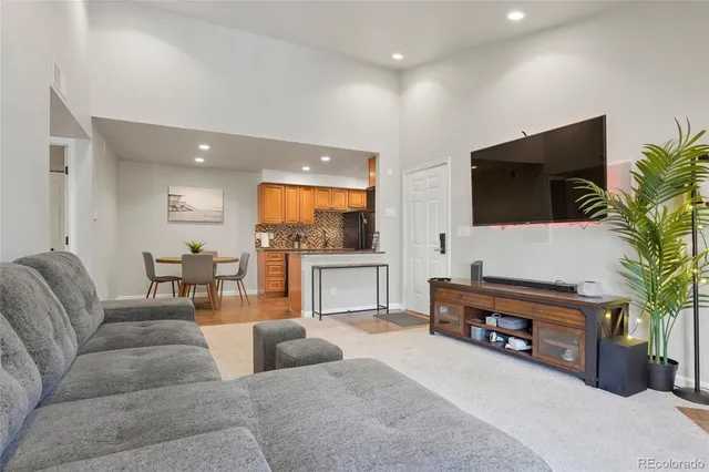 $2,200 | 10273 East Peakview Avenue, Unit D202, Englewood, CO 80111